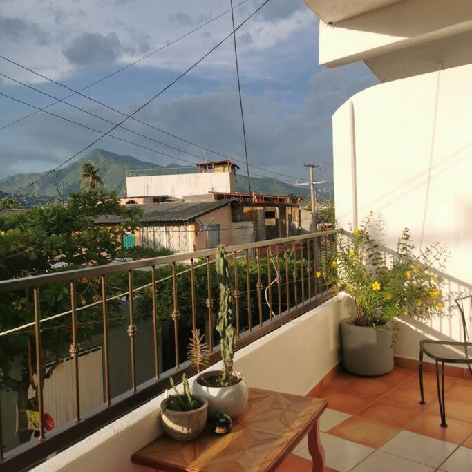 1 Bedroom Apt With Ac , Tv , Wi-Fi Near Dt And Beach Zihuatanejo Exteriör bild